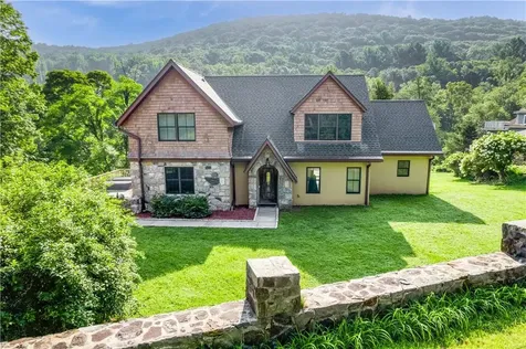 88 Mill Street Putnam Valley NY 10579