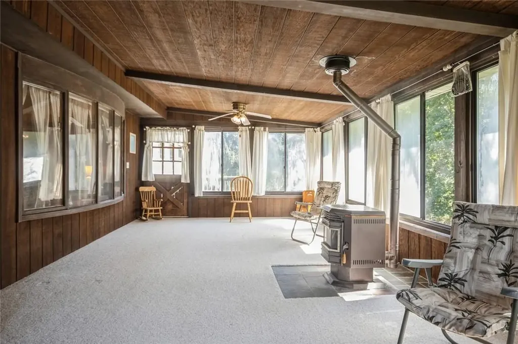 4 Croft Hill Road Poughkeepsie NY 12603
