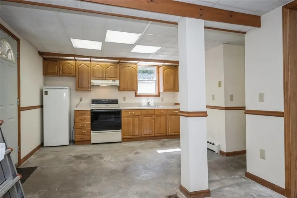 4 Croft Hill Road Poughkeepsie NY 12603