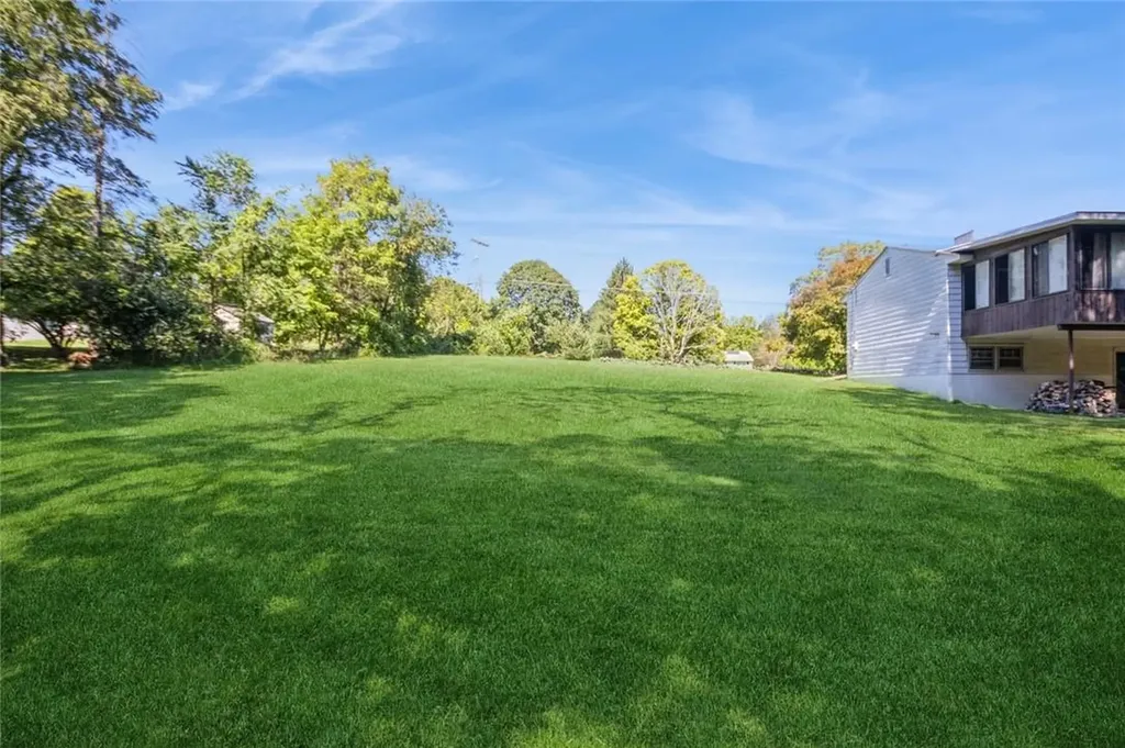 4 Croft Hill Road Poughkeepsie NY 12603