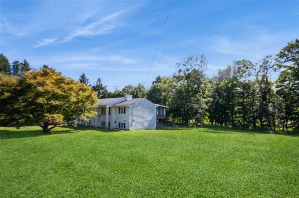 4 Croft Hill Road Poughkeepsie NY 12603