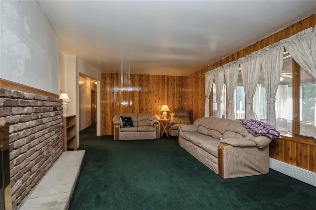4 Croft Hill Road Poughkeepsie NY 12603