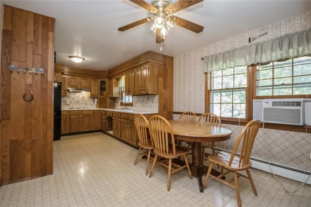 4 Croft Hill Road Poughkeepsie NY 12603