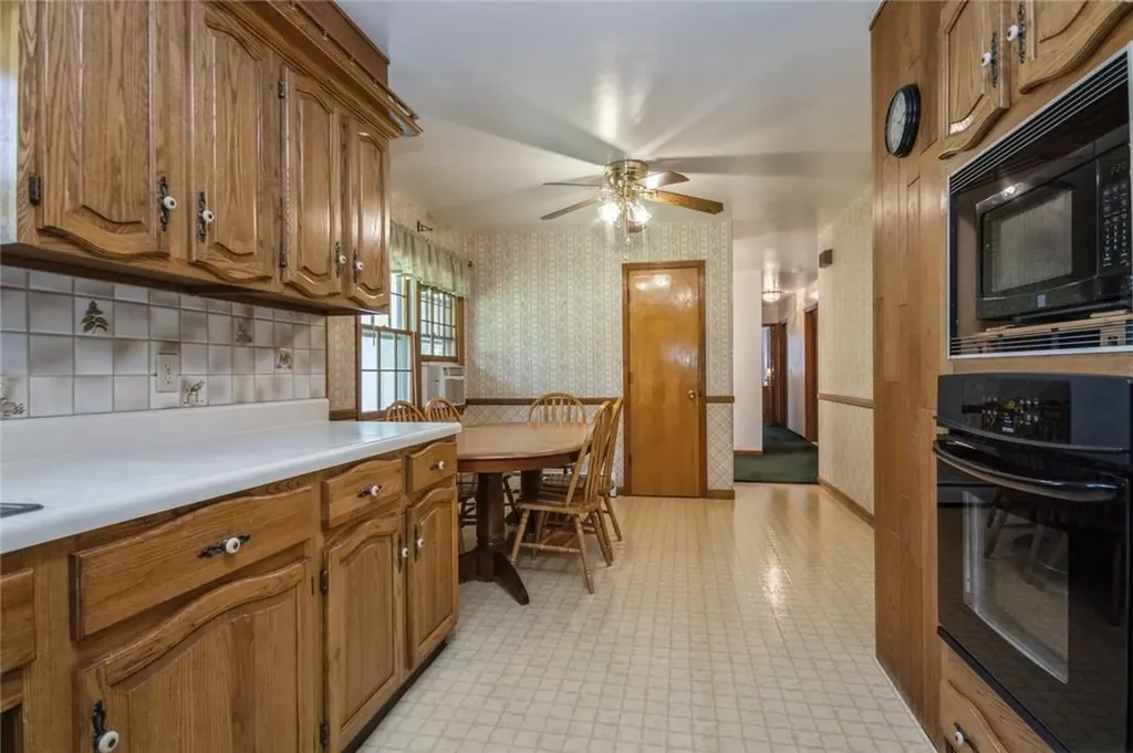 4 Croft Hill Road Poughkeepsie NY 12603