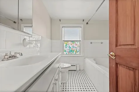 5 Woodland Avenue Larchmont NY 10538