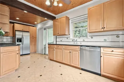 5 Woodland Avenue Larchmont NY 10538