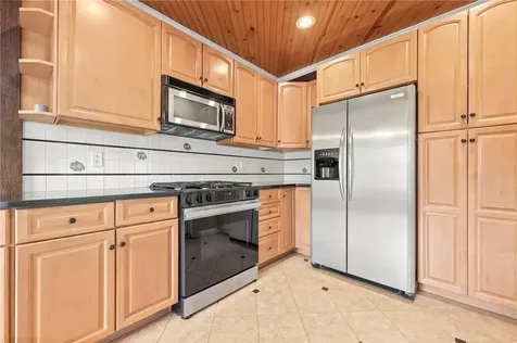 5 Woodland Avenue Larchmont NY 10538