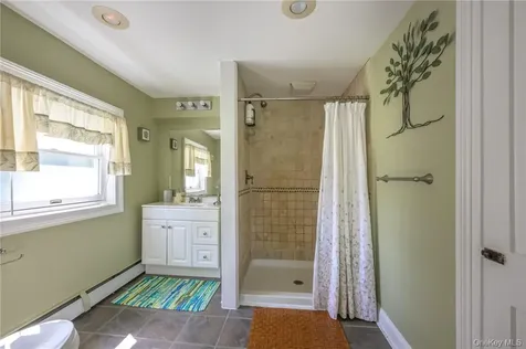 1727 Route 9 Germantown NY 12526