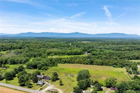 1727 Route 9 Germantown NY 12526