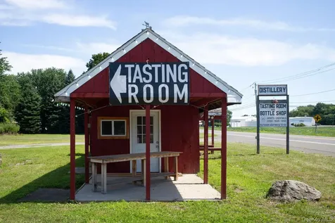 1727 Route 9 Germantown NY 12526