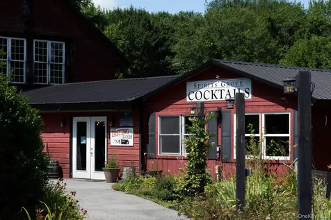 1727 Route 9 Germantown NY 12526