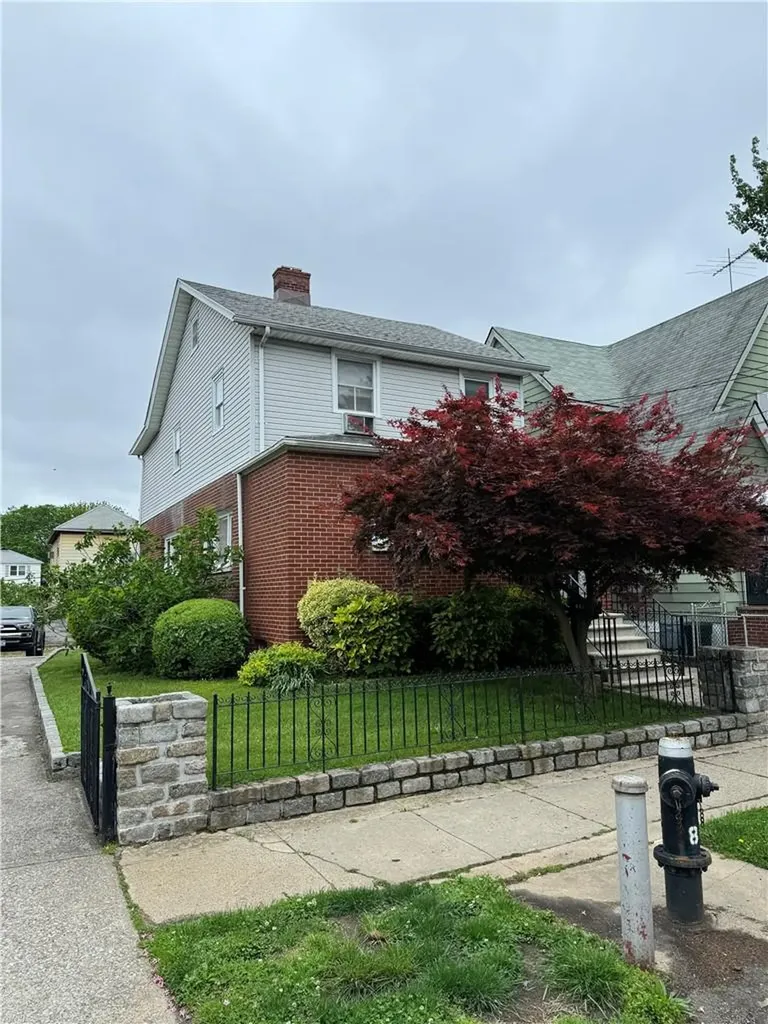 3175 Valhalla Drive Bronx NY 10465