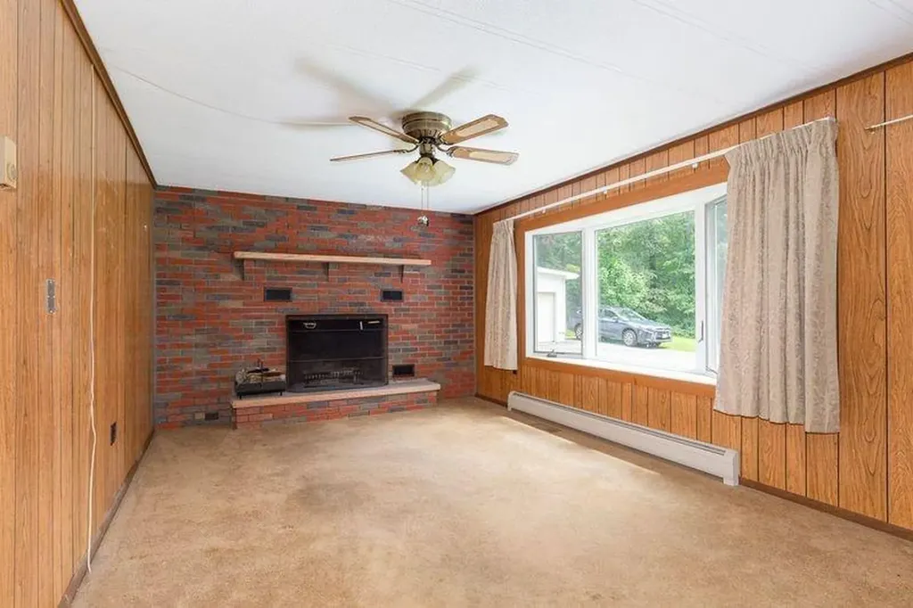 30 Barrytown Road Red Hook NY 12571