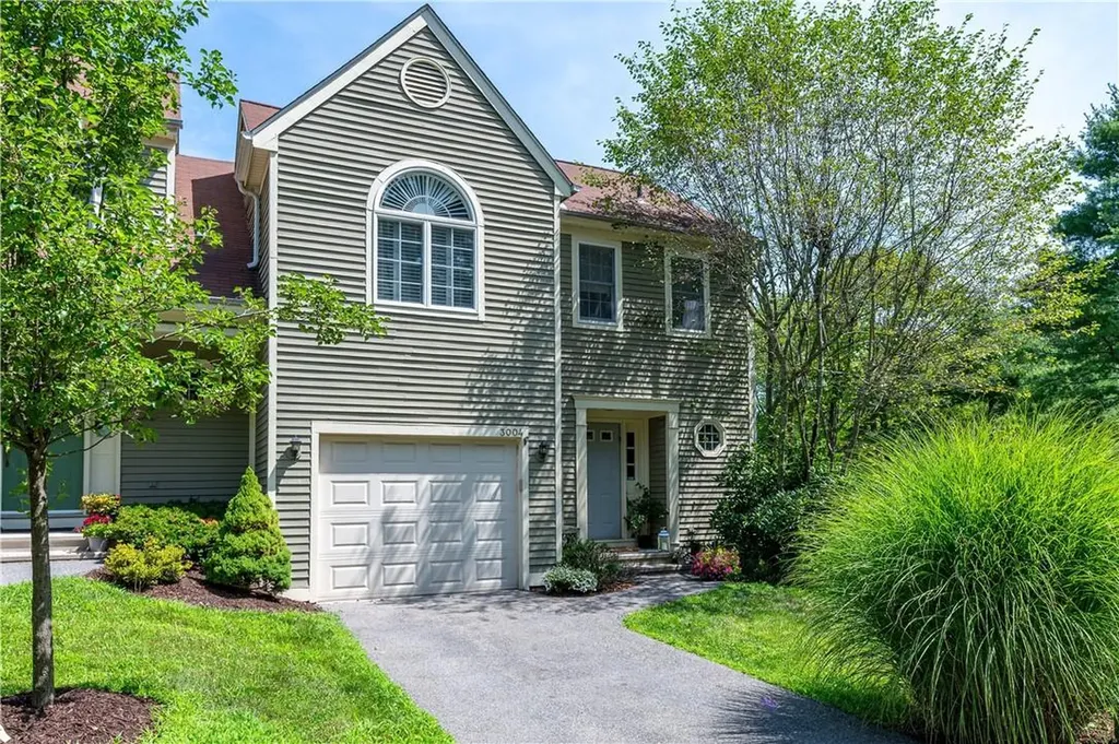 3004 Canterbury Way Mount Kisco NY 10549