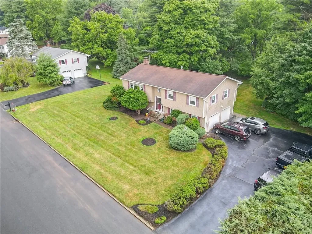 4 Fairway Oval Spring Valley NY 10977