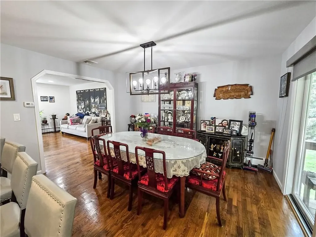 4 Fairway Oval Spring Valley NY 10977