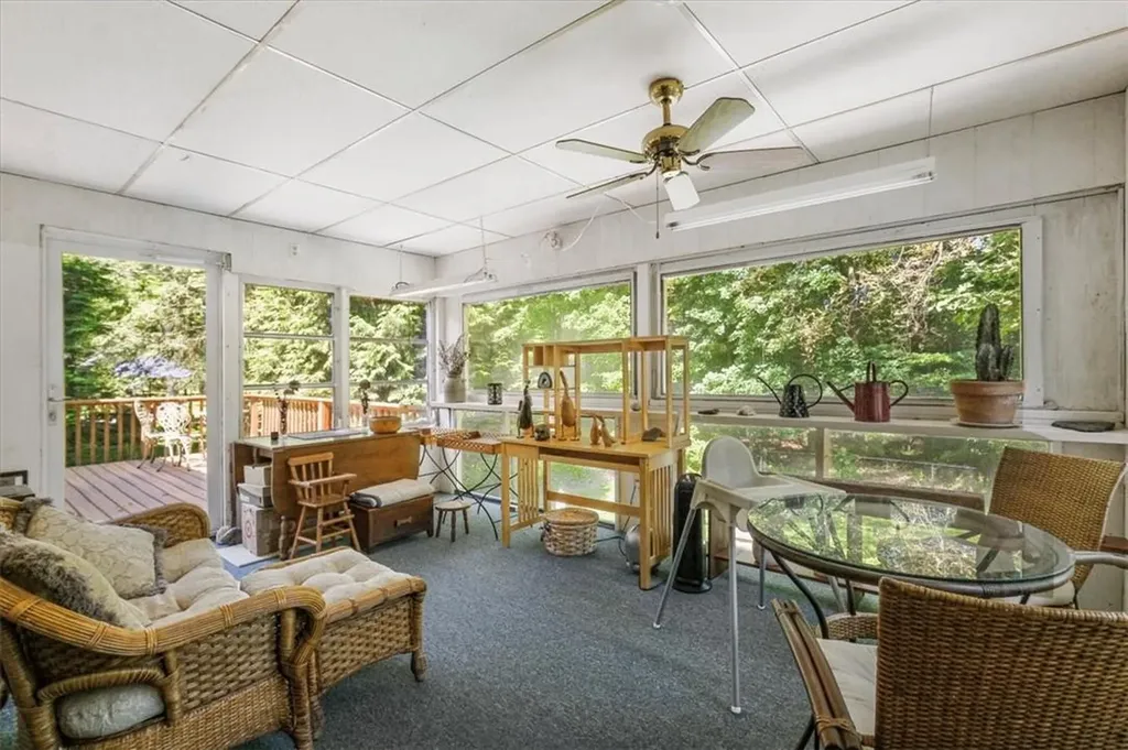 35 Pleasant Ridge Drive Poughkeepsie NY 12603