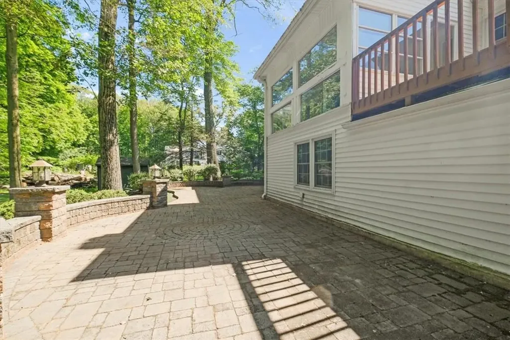 35 Pleasant Ridge Drive Poughkeepsie NY 12603
