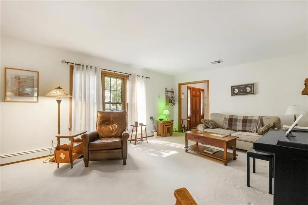 35 Pleasant Ridge Drive Poughkeepsie NY 12603