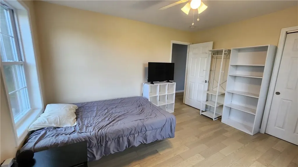 25 Anns Orchard Road Milton NY 12547