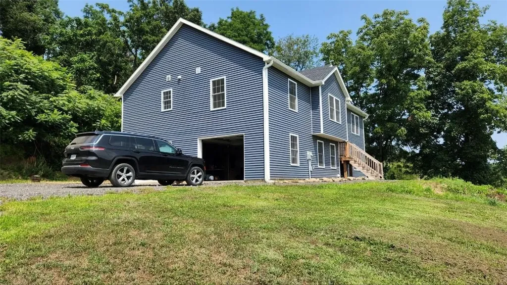 25 Anns Orchard Road Milton NY 12547