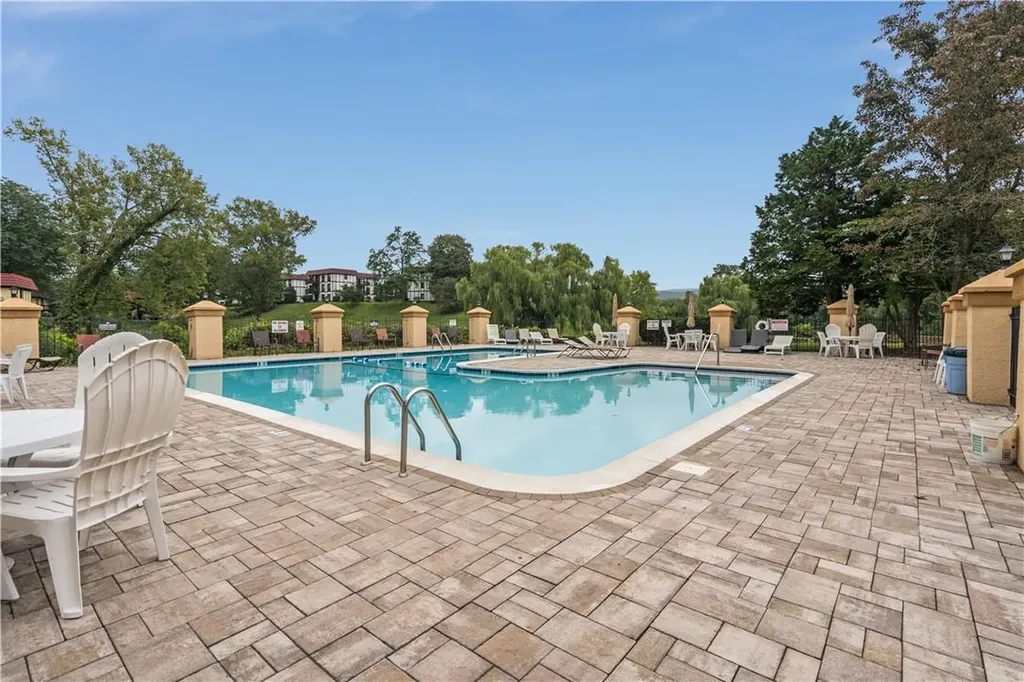 10 Skyline Drive Fishkill NY 12524