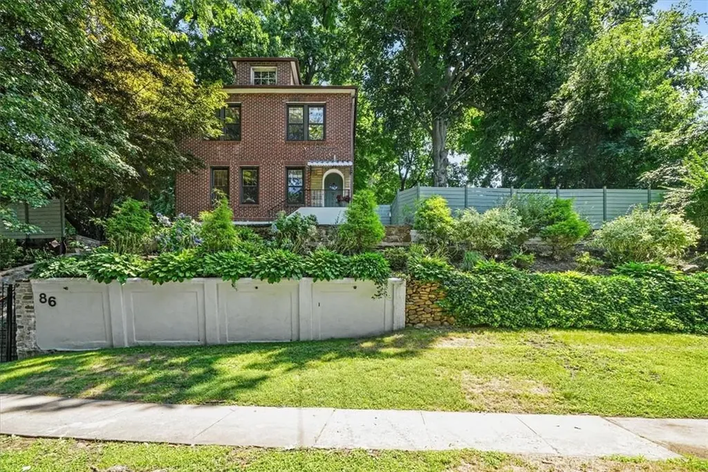 86 Midland Avenue Yonkers NY 10705