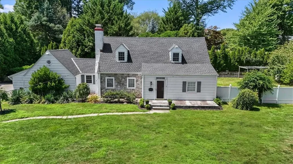 82 Chelsea Road White Plains NY 10603