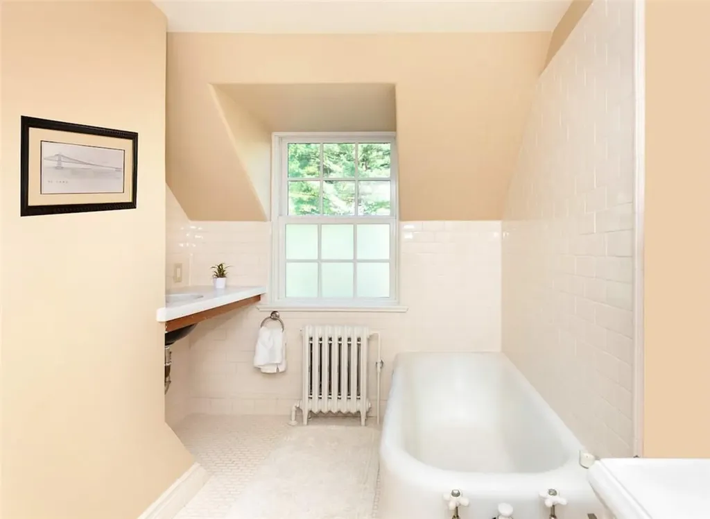 2 N Mountain Drive Dobbs Ferry NY 10522