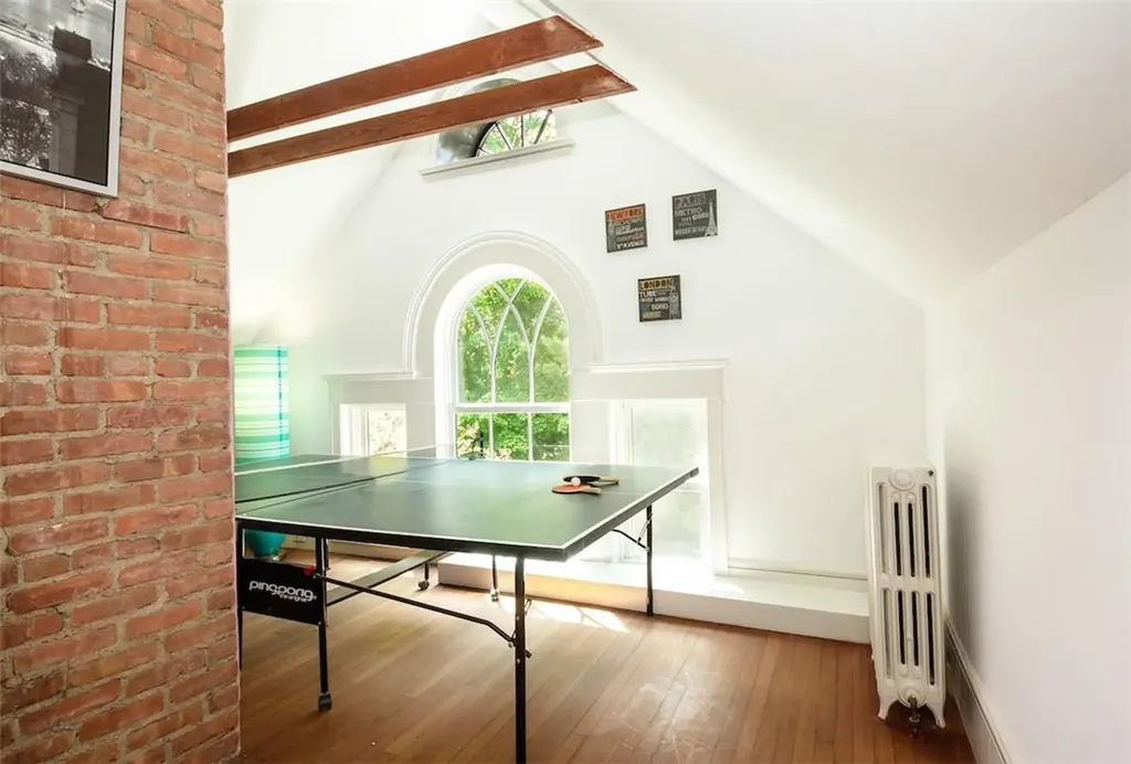 2 N Mountain Drive Dobbs Ferry NY 10522