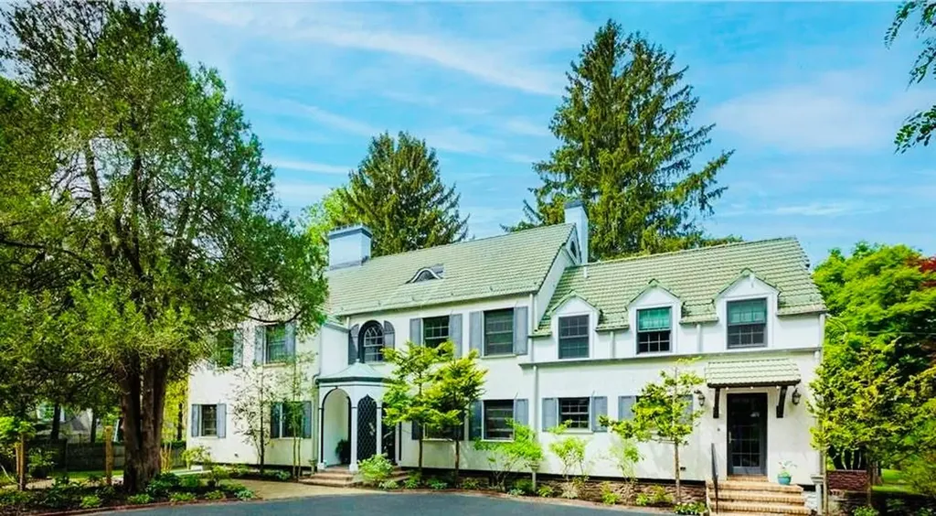 2 N Mountain Drive Dobbs Ferry NY 10522