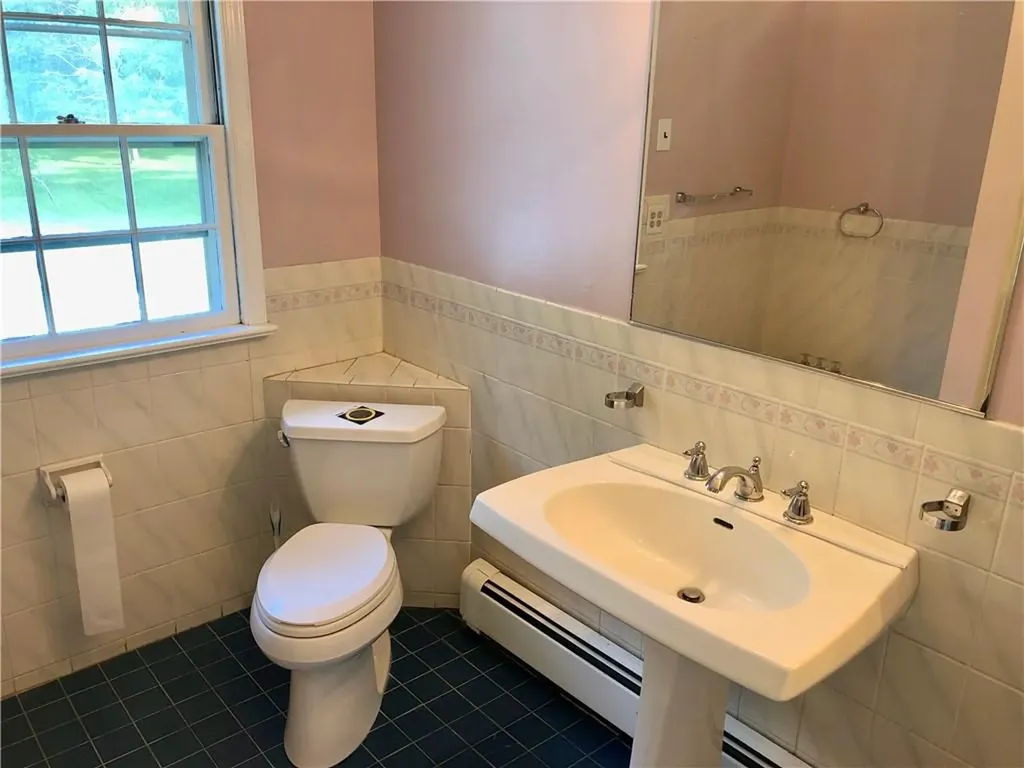 236 Creek Road Poughkeepsie NY 12601