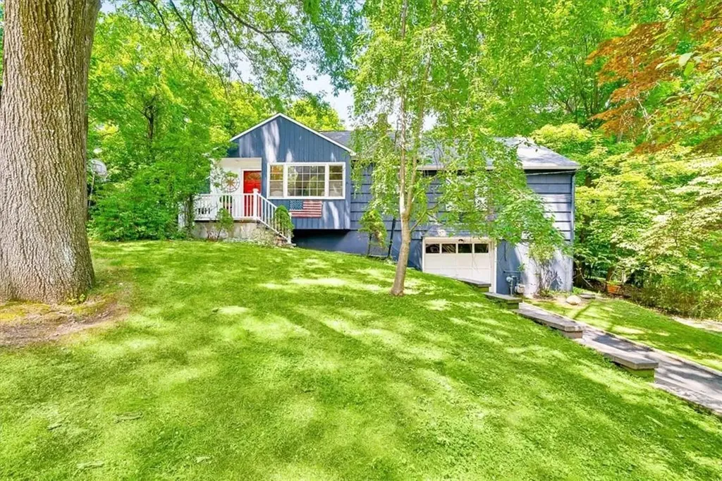 3 Haskell Avenue Airmont NY 10901