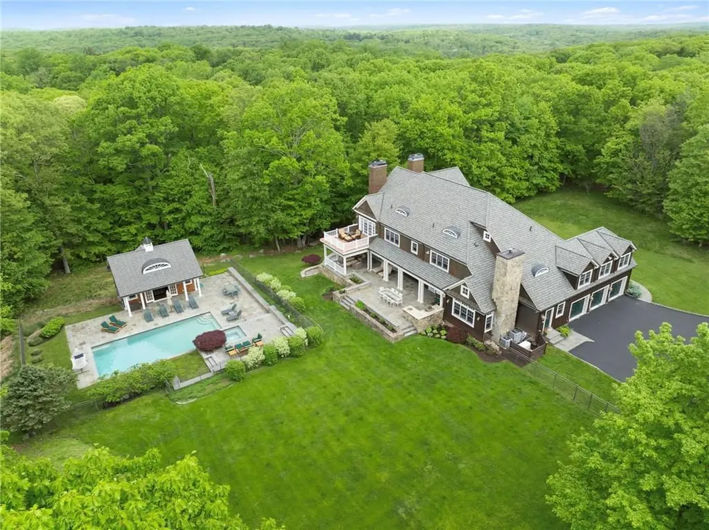 33 Highcliff Terrace Pound Ridge NY 10576