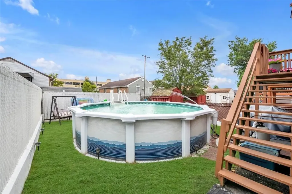 2570 Tiemann Avenue Bronx NY 10469