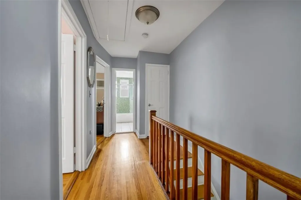 2570 Tiemann Avenue Bronx NY 10469