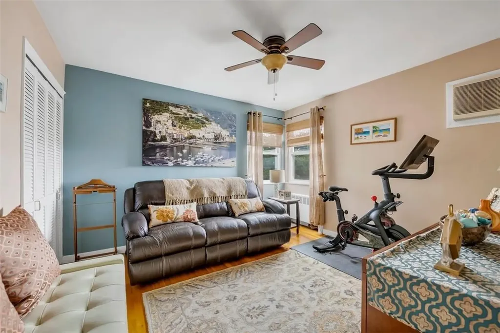 2570 Tiemann Avenue Bronx NY 10469