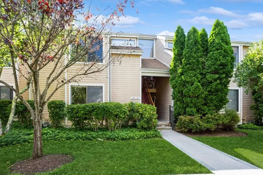 140 Deer Run Chappaqua NY 10514