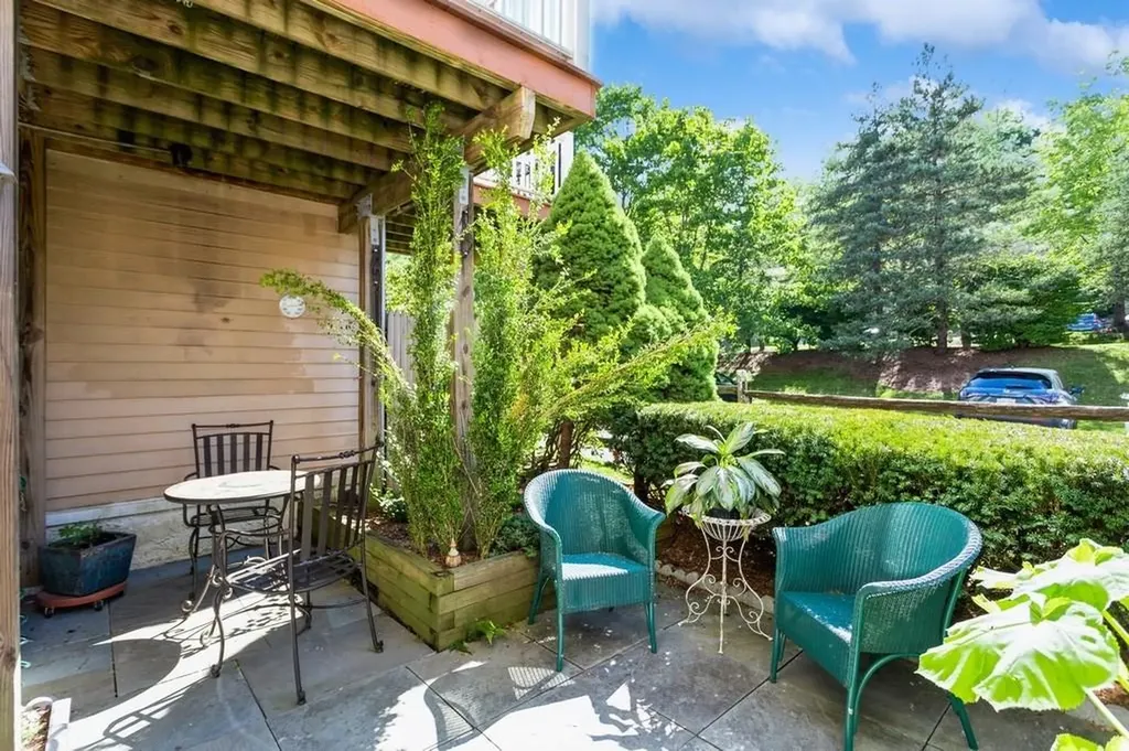 140 Deer Run Chappaqua NY 10514