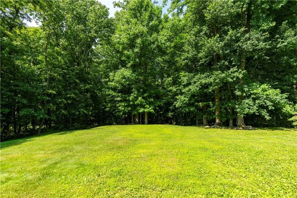 75 Indian Pass Stormville NY 12582