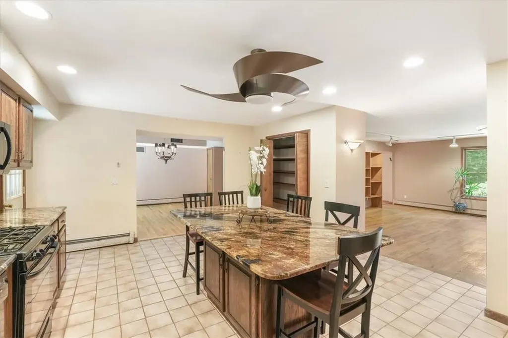 41 Osseo Park Road Monroe NY 10950