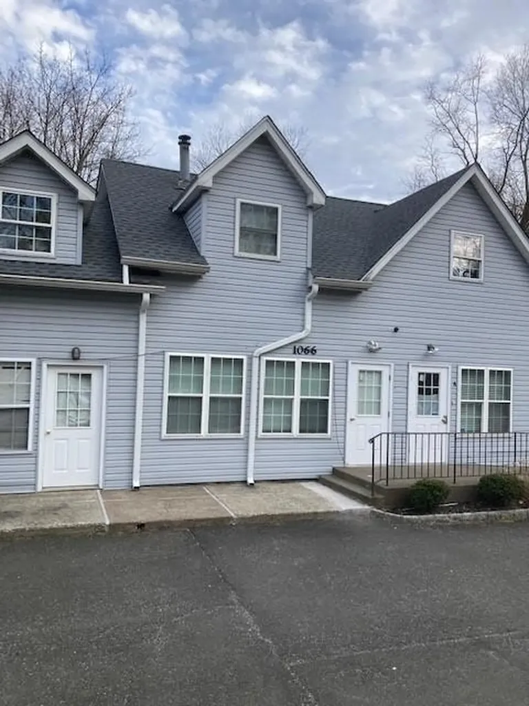 1066 Route 17 Southfields NY 10975