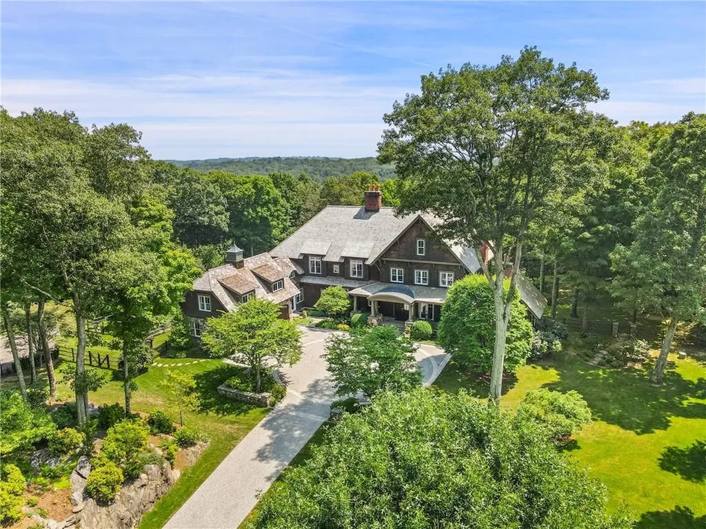 107 Deepwood Road Bedford NY 10506