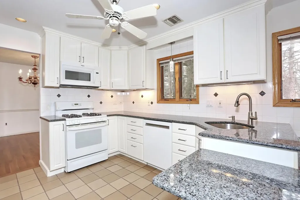 226 Liberty Road Tappan NY 10983