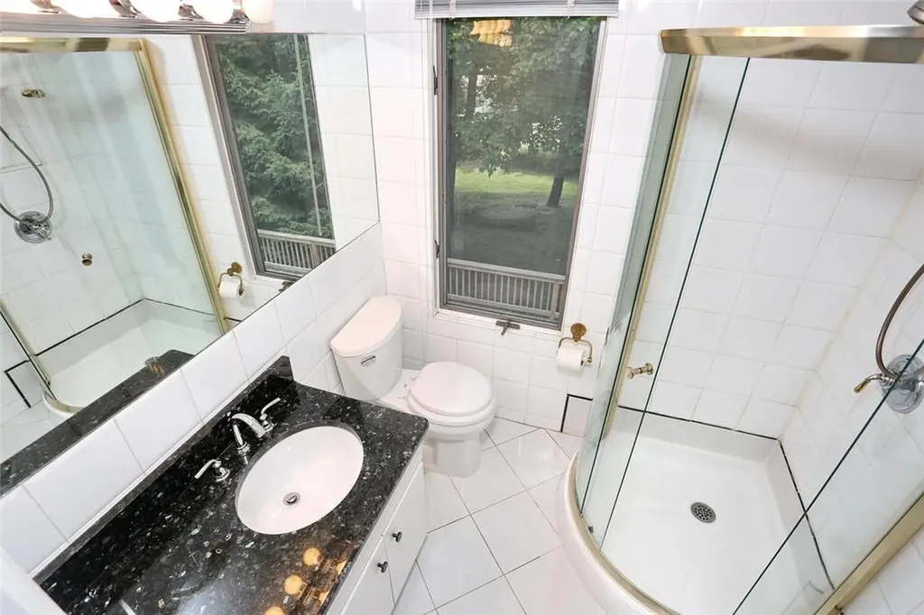 226 Liberty Road Tappan NY 10983