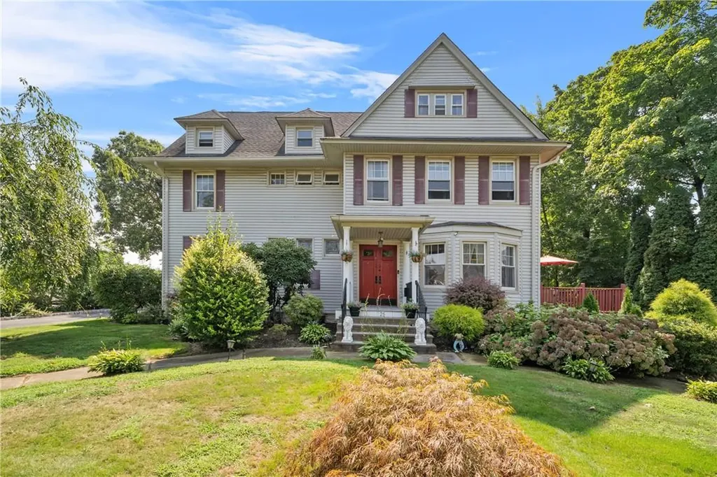 25 Ridgeview Avenue White Plains NY 10606
