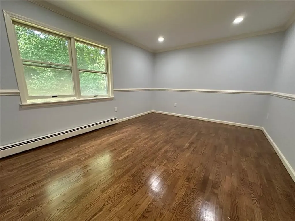 15 Nicole Way Spring Valley NY 10977