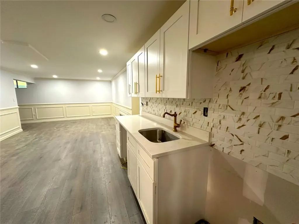 15 Nicole Way Spring Valley NY 10977