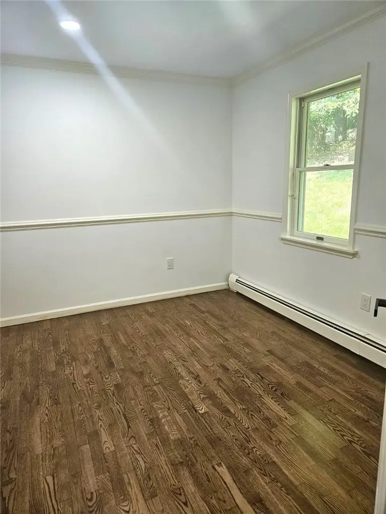 15 Nicole Way Spring Valley NY 10977