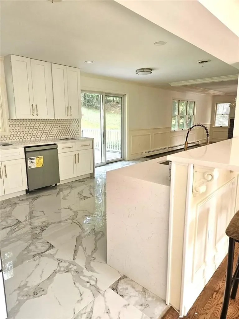 15 Nicole Way Spring Valley NY 10977